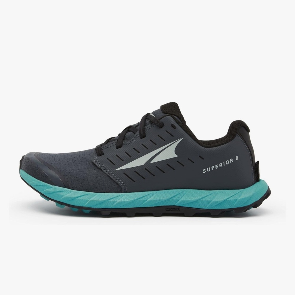 Altra superior 5 women’s size 7.5